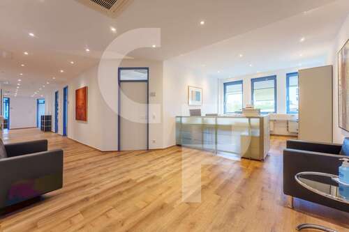 Foto - Büro in Mannheim 3.600,00 € 370 m²