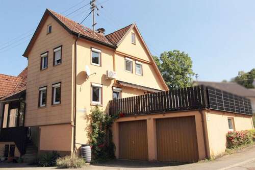 Foto - Haus zum Kaufen in Brackenheim 439.000,00 € 133.95 m²