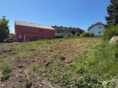 Foto - Grundstück zu verkaufen in Walluf Niederwalluf 650.000,00 € 617 m²