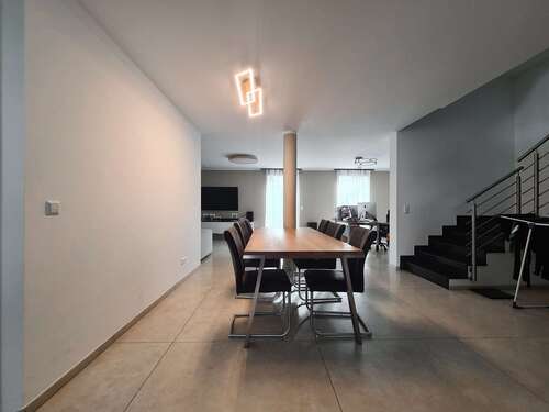 Foto - Haus zum Kaufen in Kaiserslautern 578.000,00 € 214 m²