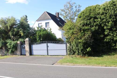 Foto - Haus zum Kaufen in Hohndorf 139.000,00 € 133 m²
