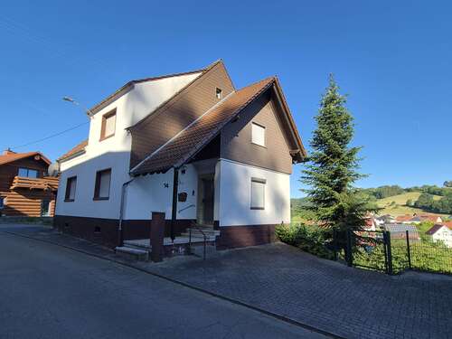 Foto - Haus zum Kaufen in Queidersbach 249.000,00 € 134 m²