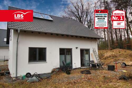 Foto - Haus zum Kaufen in Arnsberg 350.000,00 € 117 m²