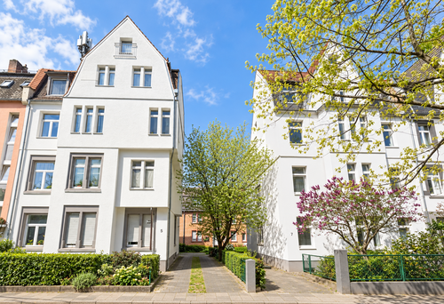 Foto - Haus zum Kaufen in Frankfurt 4.950.000,00 € 1750 m²