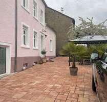 Haus zum Kaufen in Schmelz 329.000,00 € 180 m²