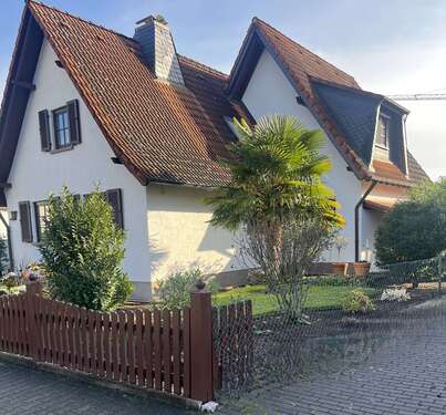 Foto - Haus zum Kaufen in Rüsselsheim am Main 899.000,00 € 197 m²