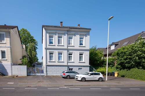 Foto - Haus zum Kaufen in Bonn Mehlem 735.000,00 € 196 m²