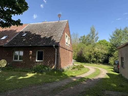 Foto - Haus zum Kaufen in Rappenhagen 79.500,00 € 103 m²
