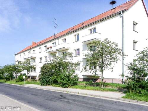 Foto - Wohnung zum Mieten in Märkisch Luch OT Garlitz 330,50 € 60.09 m²