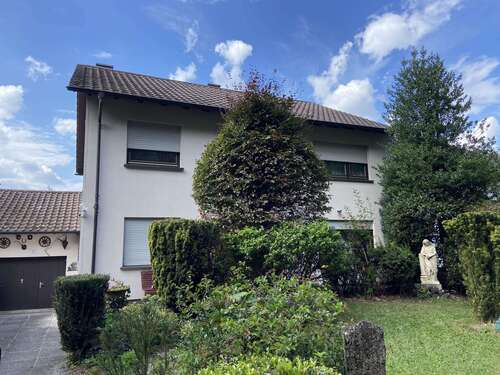 Foto - Haus zum Kaufen in Saarlouis 380.000,00 € 180 m²