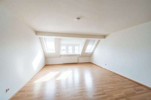 Foto - Wohnung zum Kaufen in Göttingen 220.000,00 € 71.46 m²