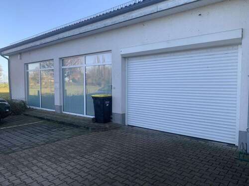Foto - Einzelhandel in Niedernwöhren 3.300,00 € 375 m²