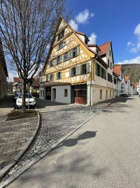 Foto - Wohnung zum Kaufen in Bad Urach 329.000,00 € 94.92 m²