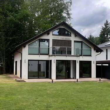 Foto - Haus zum Kaufen in Schönwalde-Glien 1.090.000,00 € 200 m²