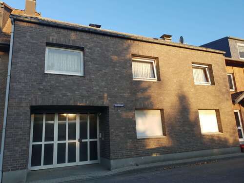 Foto - Haus zum Kaufen in Titz-Jackerath 285.000,00 € 181 m²