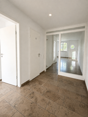Foto - Büro in Köln 837,00 € 54 m² - 837,00&nbsp;EUR Kaltmiete, ca.&nbsp; 54,00&nbsp;m&sup2;