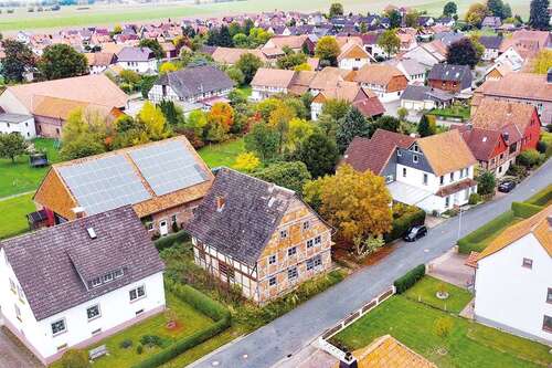 Foto - Haus zum Kaufen in Einbeck 12.500,00 € 226 m²