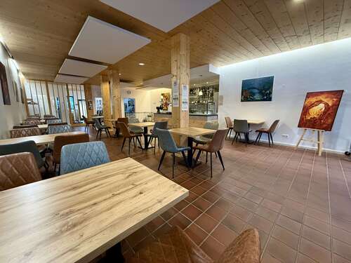 Foto - Spezialgewerbe in Neustadt 1.410,00 € 141 m²