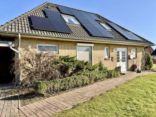 Foto - Haus zum Kaufen in Wesselburen 369.000,00 € 139.03 m²