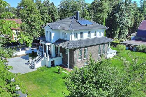 Foto - Haus zum Kaufen in Falkensee 1.299.000,00 € 224.2 m²