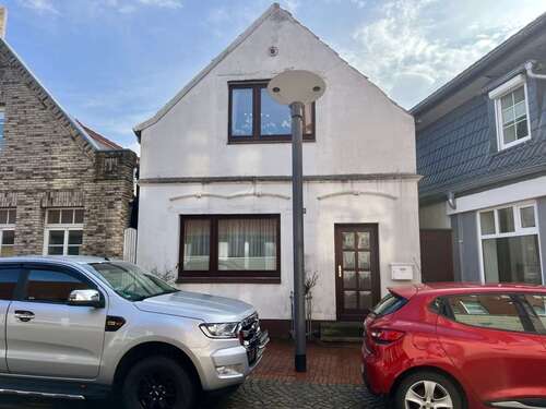 Foto - Haus zum Kaufen in Heide 185.000,00 € 126.98 m²