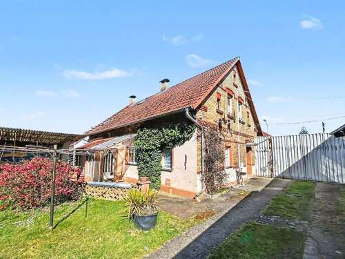 Foto - Haus zum Kaufen in Gorden-Staupitz 149.000,00 € 150 m²