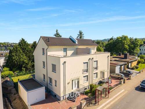 Foto - Haus zum Kaufen in Idstein 899.000,00 € 240 m²
