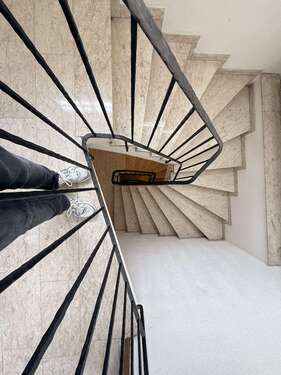 Foto - Haus zum Kaufen in Aschaffenburg 595.000,00 € 238 m²