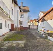 Haus zum Kaufen in Niederdorfelden 599.000,00 € 258 m²