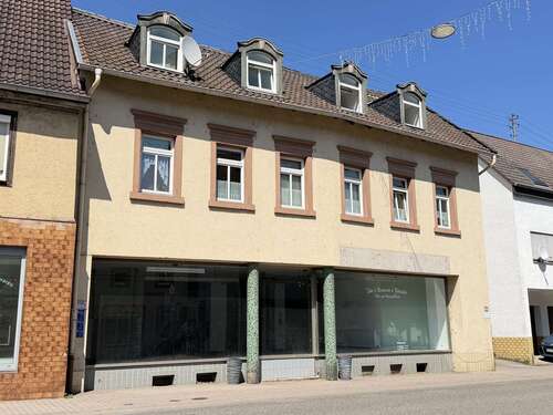 Foto - Haus zum Kaufen in Lambrecht 389.000,00 € 226.55 m²