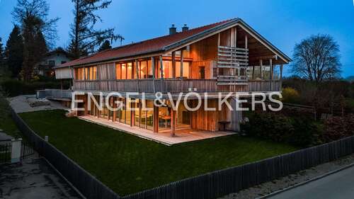 Foto - Haus zum Kaufen in Weyarn 2.150.000,00 € 217 m²