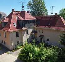 Haus zum Kaufen in Oelsnitz 65.000,00 € 290 m²