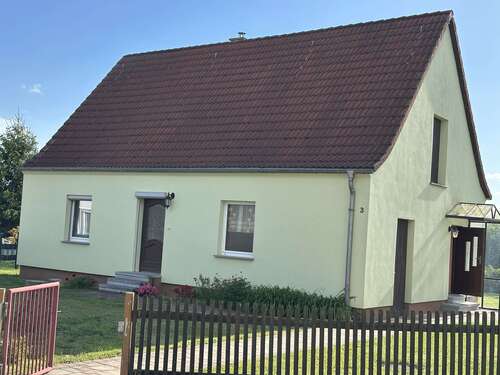 Foto - Haus zum Kaufen in Neukieritzsch 299.900,00 € 108 m²