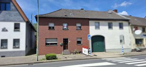 Foto - Haus zum Kaufen in Langerwehe Heistern 128.000,00 € 135 m²