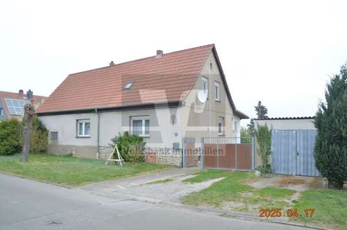 Foto - Haus zum Kaufen in Klötze Röwitz 79.000,00 € 110.2 m²