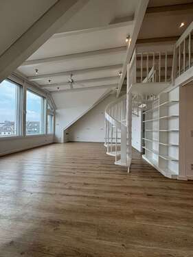 Foto - Wohnung zum Mieten in Düsseldorf 1.925,00 € 152 m²