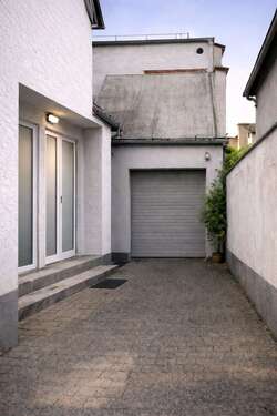 Foto - Haus zum Kaufen in Hanau Steinheim am Main 420.000,00 € 211 m²