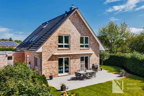 Foto - Haus zum Kaufen in Adendorf 869.000,00 € 163 m²