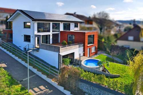 Foto - Haus zum Kaufen in Oberboihingen 1.390.000,00 € 374.6 m²