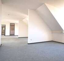 Büro in Zwickau 750,00 € 75.76 m²