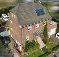 Haus zum Kaufen in Köln 1.190.000,00 € 310 m²