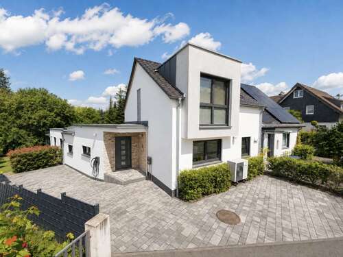 Foto - Haus zum Kaufen in Bergisch Gladbach 995.000,00 € 171 m²