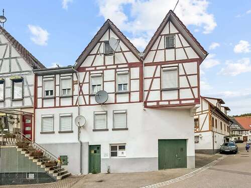 Foto - Haus zum Kaufen in Remshalden 275.000,00 € 170 m²