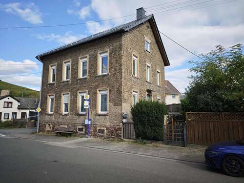 Foto - Haus zum Kaufen in Münster-Sarmsheim 295.000,00 € 213 m²