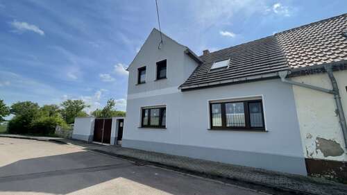 Foto - Haus zum Kaufen in Nienburg 79.000,00 € 105 m²