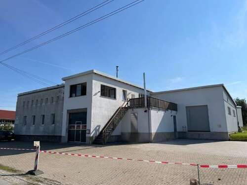 Foto - Halle in Hochkirch 320.000,00 € 856 m²