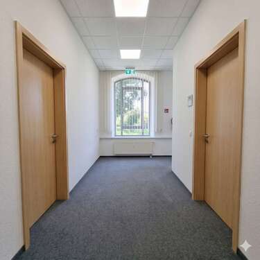 Foto - Büro in Peitz 588,00 € 98 m² - 588,00&nbsp;EUR Kaltmiete, ca.&nbsp; 98,00&nbsp;m&sup2;
