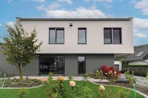 Foto - Haus zum Kaufen in Hönningen 990.000,00 € 240.12 m²