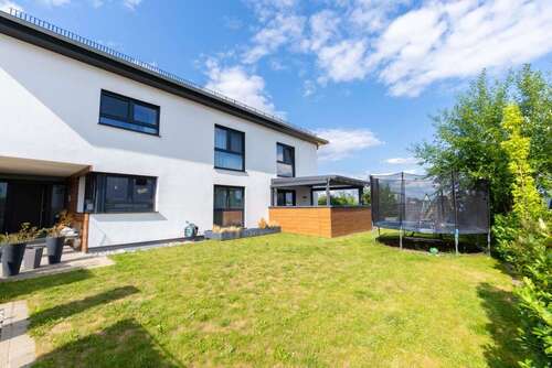 Foto - Haus zum Kaufen in Schaafheim 1.300.000,00 € 284 m²