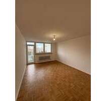 Wohnung zum Mieten in München 1.385,52 € 80.93 m² Wohnung zum Mieten in München 1.385,52 € 80.93 m²